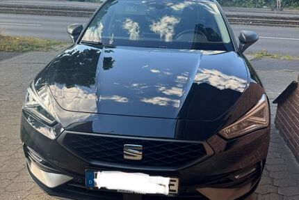 Seat Leon 62.300 km 19.900 € Braunschweig 38104