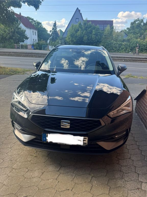 Seat Leon 62.300 km 19.900 € Braunschweig 38104