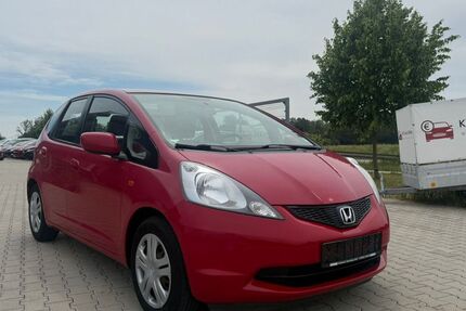 Honda Jazz 108.000 km 2.899 &euro; Köfering 93096