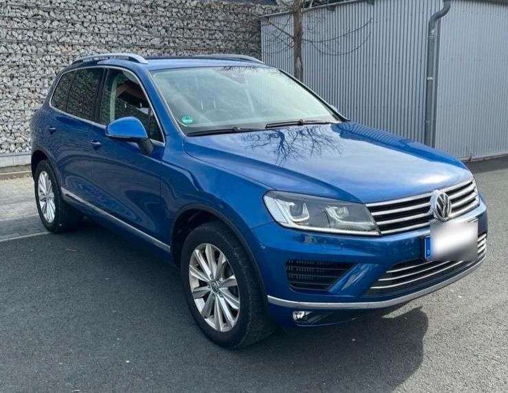 VW Touareg 205.000 km 16.990 € Frankfurt am Main 60326