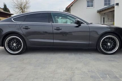 Audi A5 150.921 km 9.300 &euro; Tiefenbach 94113