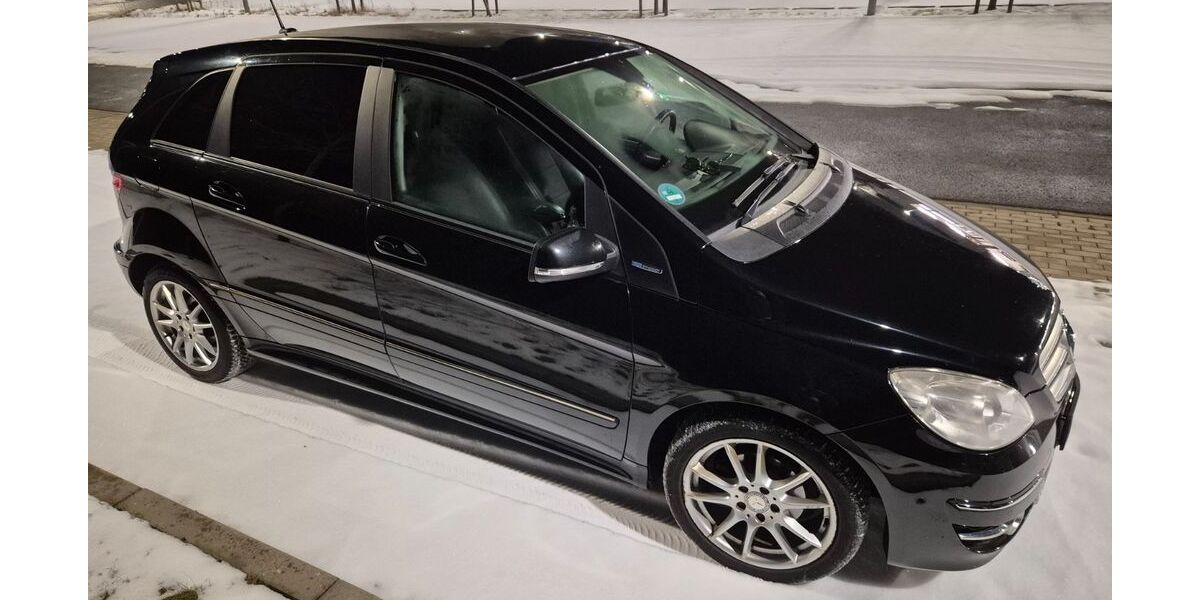 Mercedes-Benz B 180 188.000 km 4.300 &euro; Gera 07545