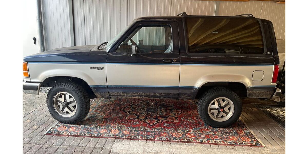 Ford Bronco 180.000 km 8.500 &euro; Gau Algesheim 55435