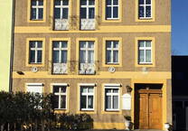 Top Lage Mehrfamilienhaus mit Hintergebäude