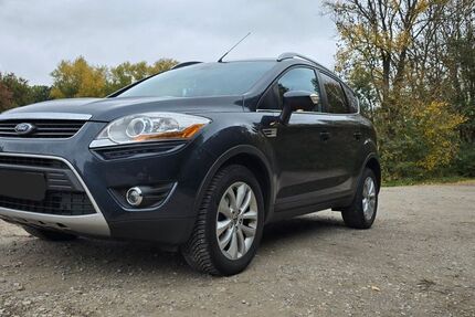 Ford Kuga 83.000 km 7.990 € Bernburg 06406
