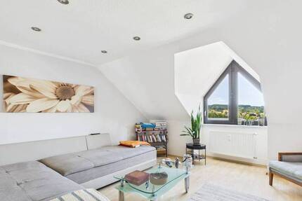 Kauf zwei, zahl nur für eins: 3-Zimmer-Wohnung mit Einliegerwohnung in Hösbach. 4 zimmer