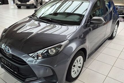 Toyota Yaris 91.000 km 16.950 &euro; Kall 53925