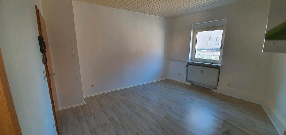 Etagenwohnung Zweibrücken - 1 Zimmer, 28 m&sup2;, 350&euro; | Angebot:26416134