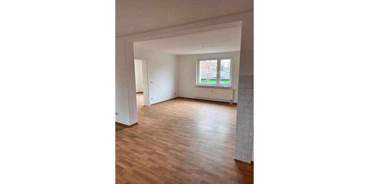 Etagenwohnung Senftenberg - 3 Zimmer, 81 m&sup2;, 551&euro; | Angebot:25991721
