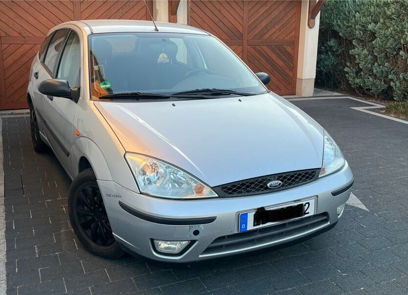 Ford Focus 140.800 km 1.899 € Doberschütz 04838