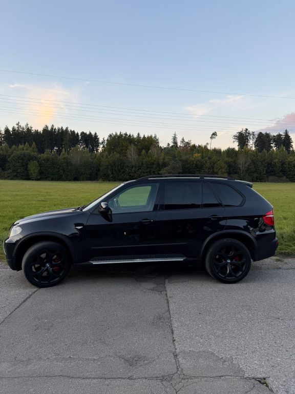 BMW X5 313.000 km 7.900 € Villingen-Schwenningen 78056