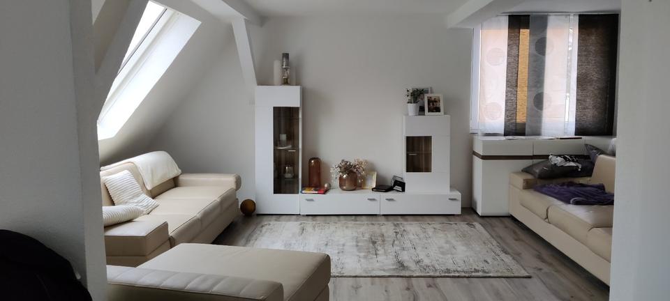 Wohn - und Geschäftshaus in Trossingen Zentrumnah zu verkaufen 8 zimmer