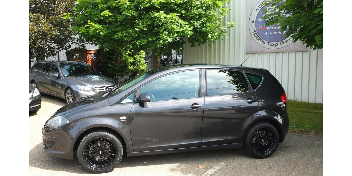 Seat Altea STYLE NAVI AHK KLIMAAUT PARKPILOT neuer Zahn 165.222 km 4.908 &euro; Köln 50858