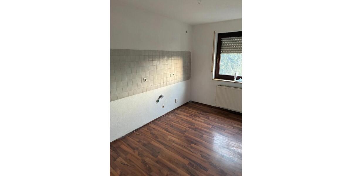 Etagenwohnung Bad Pyrmont - 3 Zimmer, 74 m&sup2;, 580&euro; | Angebot:26335557