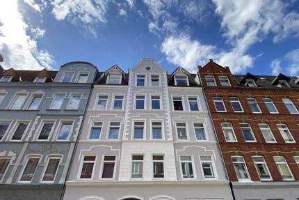 Jugendstil trifft Substanz Altbau mit 12 Wohnungen zimmer