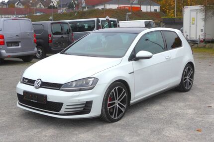 VW Golf 142.000 km 13.500 &euro; Solms-Oberbiel 35606