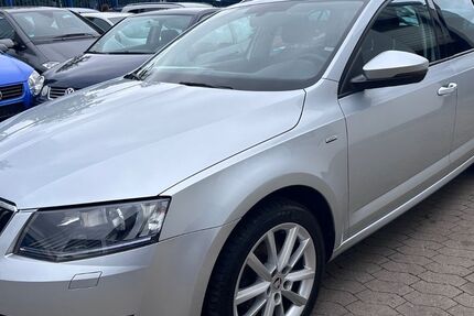 Skoda Octavia 114.000 km 8.990 &euro; Hamburg 20537