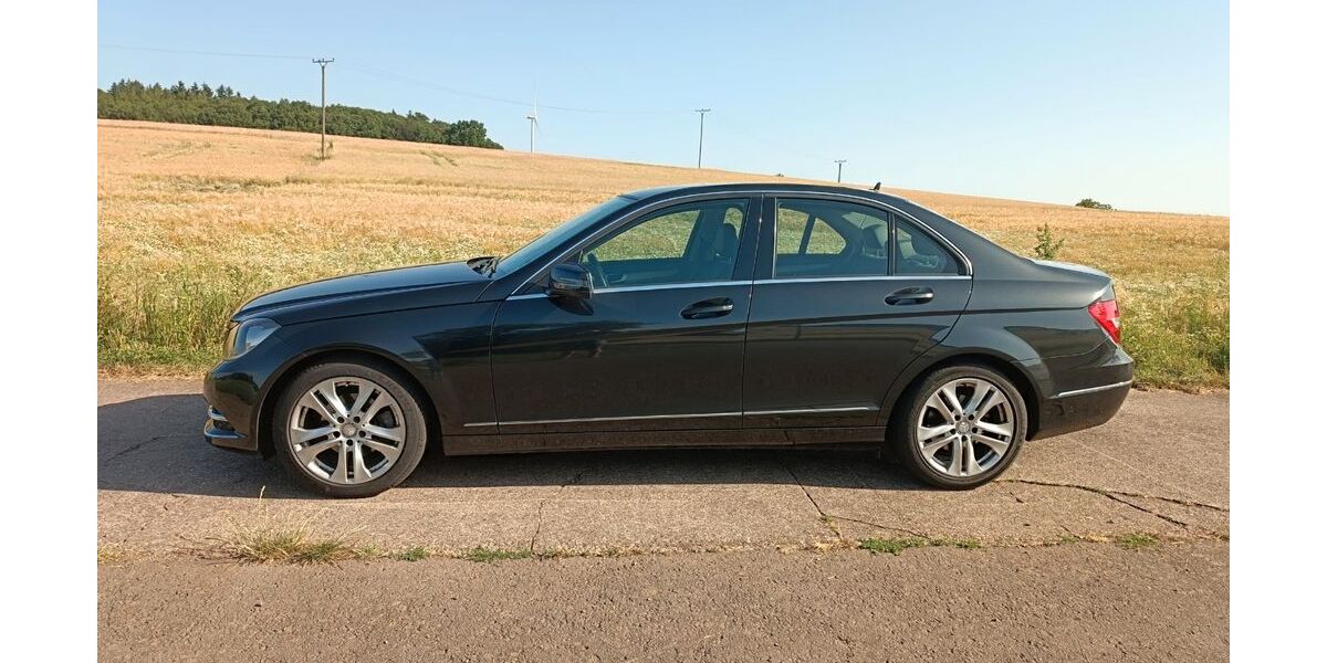 Mercedes-Benz C 180 69.500 km 14.000 &euro; Brücken 66904
