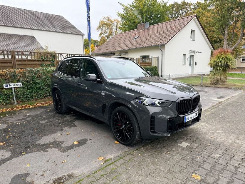 BMW X5 21.000 km 93.000 € Hamburg 22393