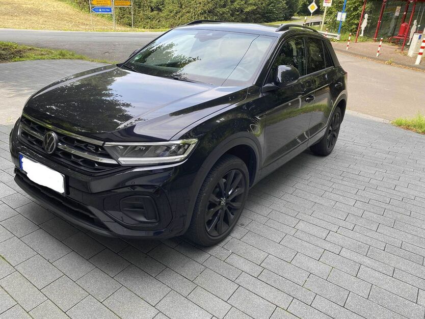 VW T-Roc 18.000 km 29.900 € Reichshof 51580