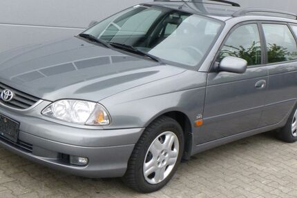 Toyota Avensis 298.433 km 2.250 &euro; Plattling 94447