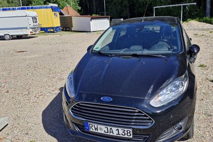 Ford Fiesta 149.000 km 4.900 &euro; Dunningen-Seedorf 78655