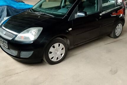 Ford Fiesta 148.000 km 2.850 € Owschlag 24811