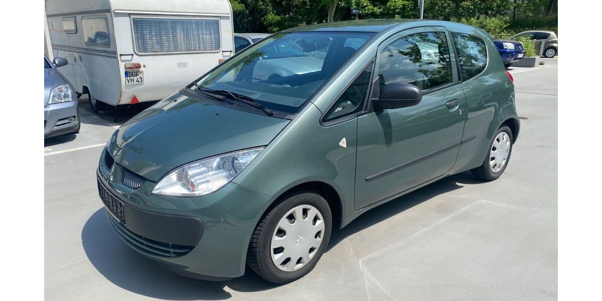 Mitsubishi Colt 69.000 km 1.300 &euro; München 80809