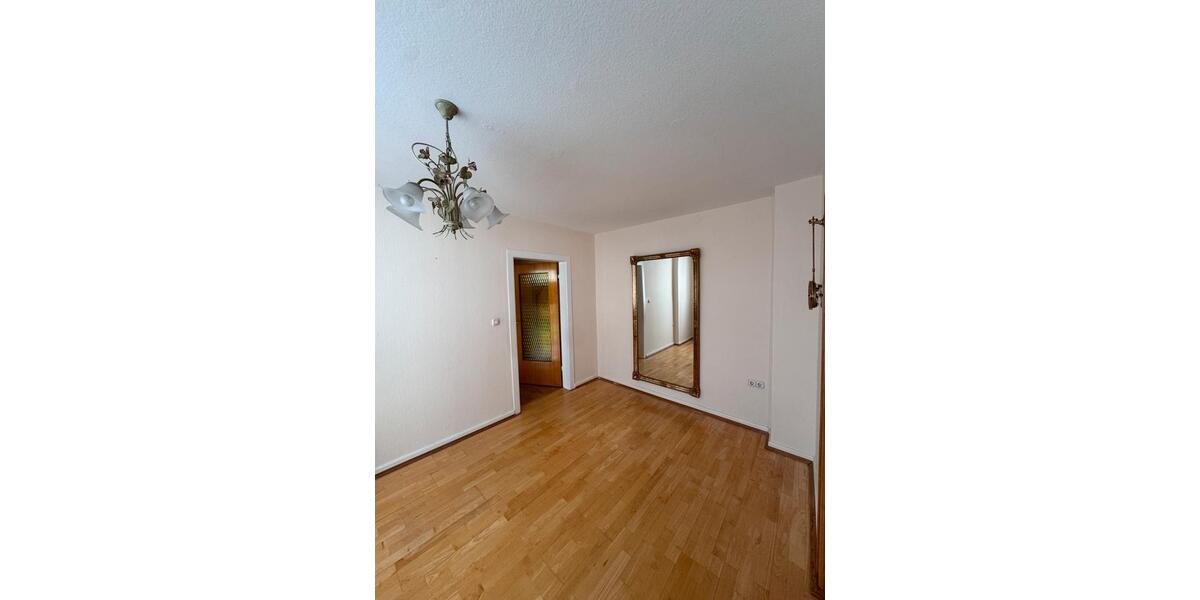 Doppelhaushälfte Wiesbaden Schierstein - 2 Zimmer, 85 m&sup2;, 1.500&euro; | Angebot:26035821