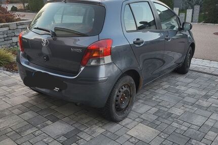 Toyota Yaris 180.600 km 2.000 € Markt Erlbach 91459