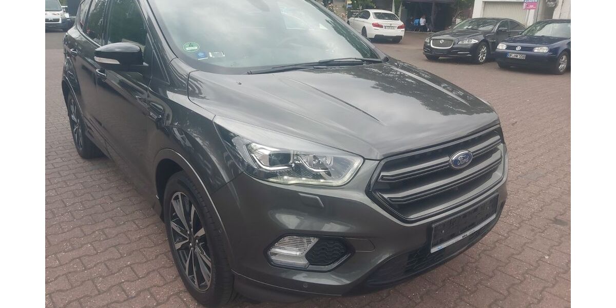 Ford Kuga 40.900 km 16.900 &euro; Frankfurt 60486