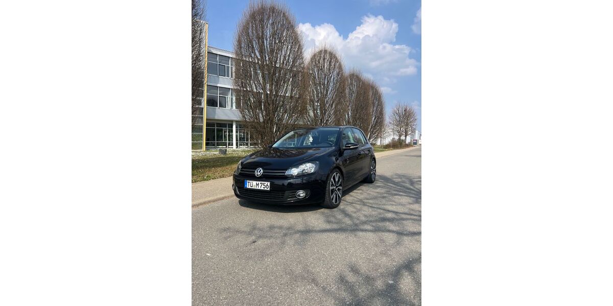 VW Golf 223.000 km 4.600 &euro; ROTTENBURG 72108