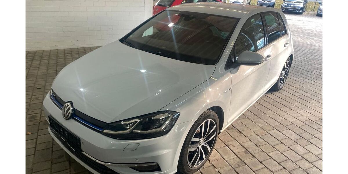 VW Golf 210.000 km 11.880 &euro; Bad Berneck im Fichtelgebirge 95460