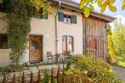 Haus Markt Rettenbach - 11 Zimmer, 220 m&sup2;, 620.000&euro; | Angebot:27009479
