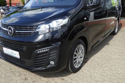 Opel Zafira 18.000 km 38.990 € Hemmoor 21745