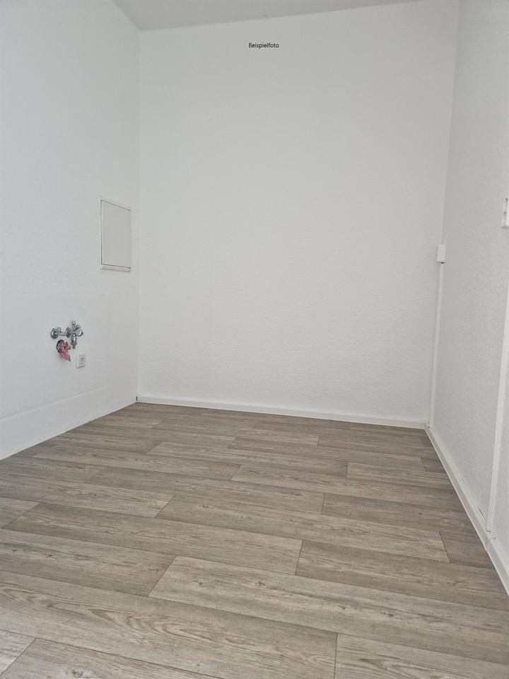 Tolle 4 - Raumwohnung mit Balkon und Aufzug Am Sportpark 20 wird neu saniert, bezugsfertig 2026! zimmer