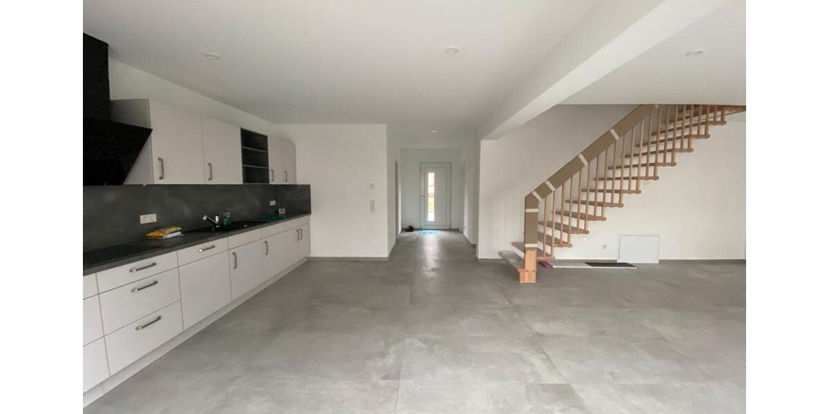 Einfamilienhaus Mellrichstadt - 5 Zimmer, 135 m&sup2;, 1.490&euro; | Angebot:26452913