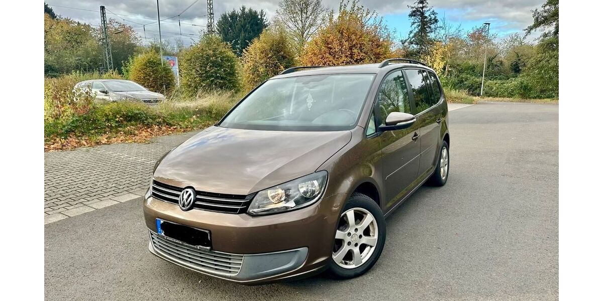 VW Touran 214.280 km 4.700 &euro; Karben 61184