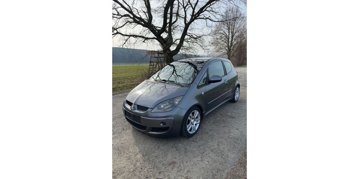 Mitsubishi Colt 226.435 km 2.400 &euro; Greiz 07973