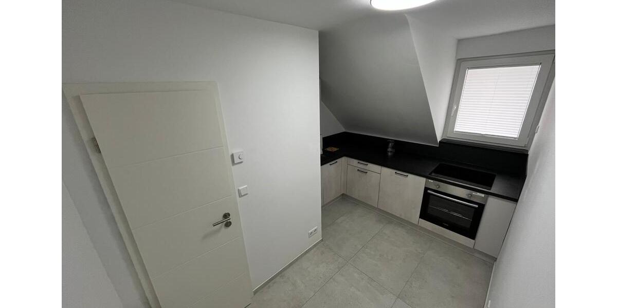 Erdgeschoßwohnung Remscheid Lüttringhausen - 1 Zimmer, 26 m&sup2;, 420&euro; | Angebot:24795144