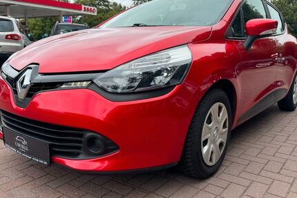 Renault Clio 113.000 km 4.999 &euro; Cuxhaven 27474