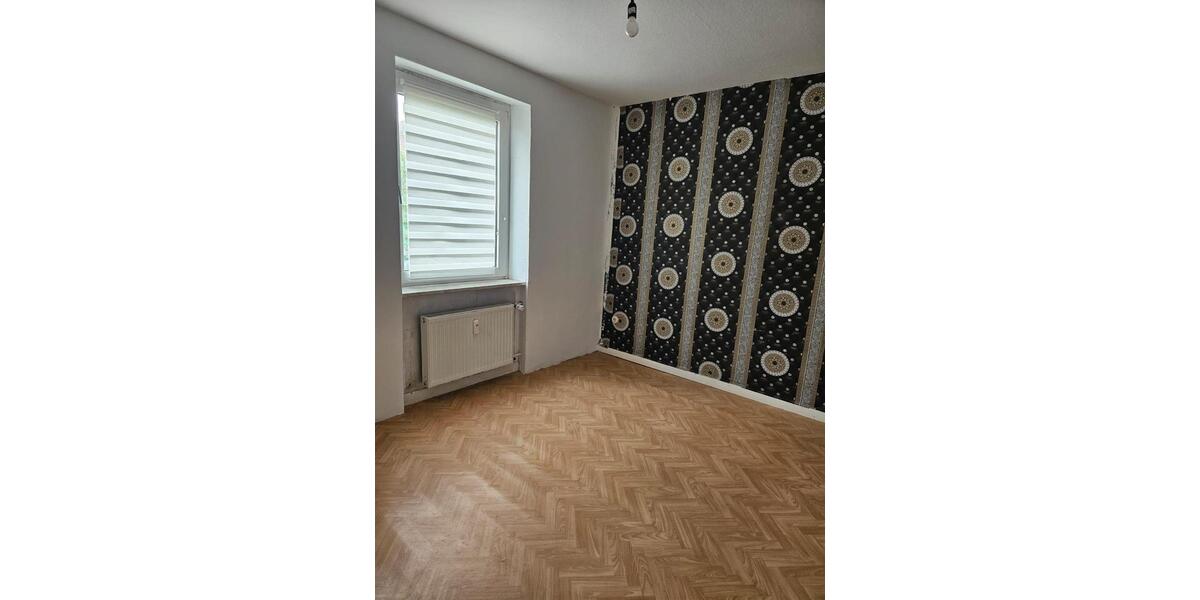 Erdgeschoßwohnung Stadtoldendorf - 3 Zimmer, 66 m&sup2;, 75.000&euro; | Angebot:25178867