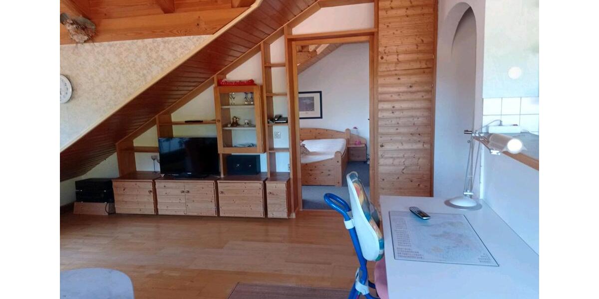 Dachgeschoßwohnung Waldkirch - 2 Zimmer, 55 m&sup2;, 690&euro; | Angebot:26357728