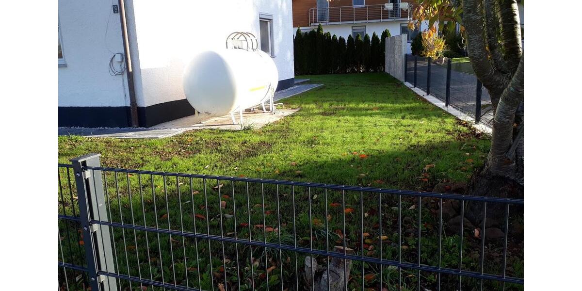 Einfamilienhaus Winzer - 6 Zimmer, 140 m&sup2;, 1.100&euro; | Angebot:24890663