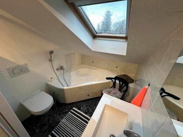 Dachgeschoßwohnung Vaterstetten Baldham - 1 Zimmer, 39 m&sup2;, 900&euro; | Angebot:24818026