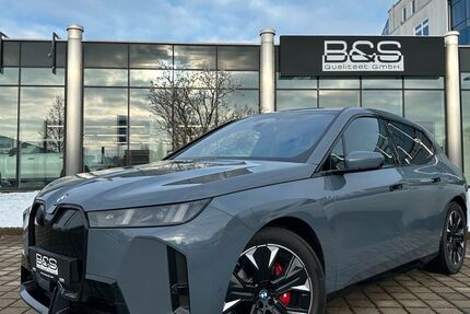 BMW iX 5.600 km 79.990 &euro; Kempten 87439