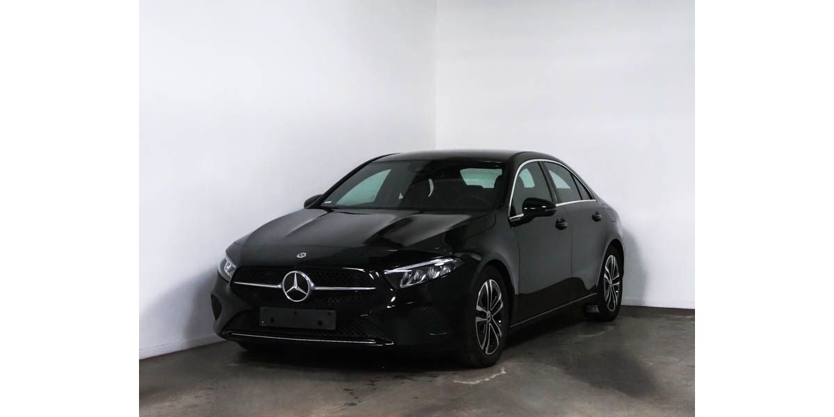 Mercedes-Benz A 180 10.898 km 29.770 &euro; Hof 95030