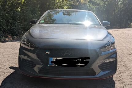 Hyundai i30 58.800 km 22.200 &euro; Duisburg 47059