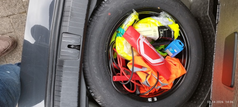 VW Touran 153.000 km 12.900 &euro; Emsdetten 48282