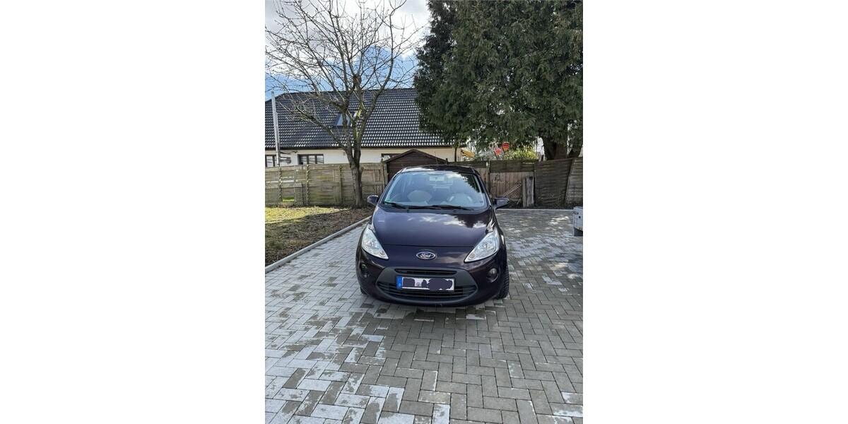 Ford Ka 90.008 km 2.500 &euro; Bremerhaven 27576